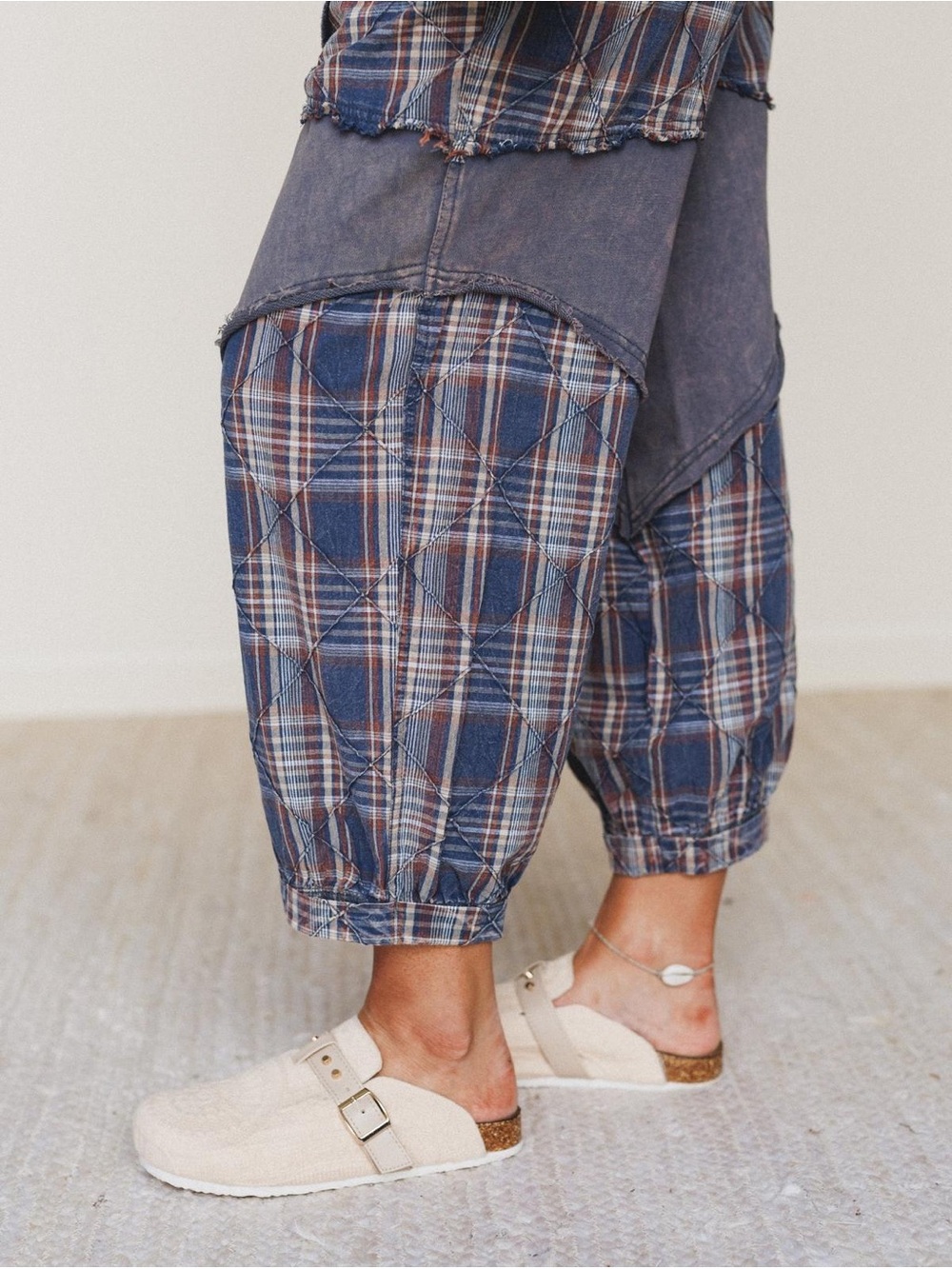New Oli & Hali Navy Washed Plaid Cabin Kind Terry Patchwork Pants | Large - Picture 6 of 16